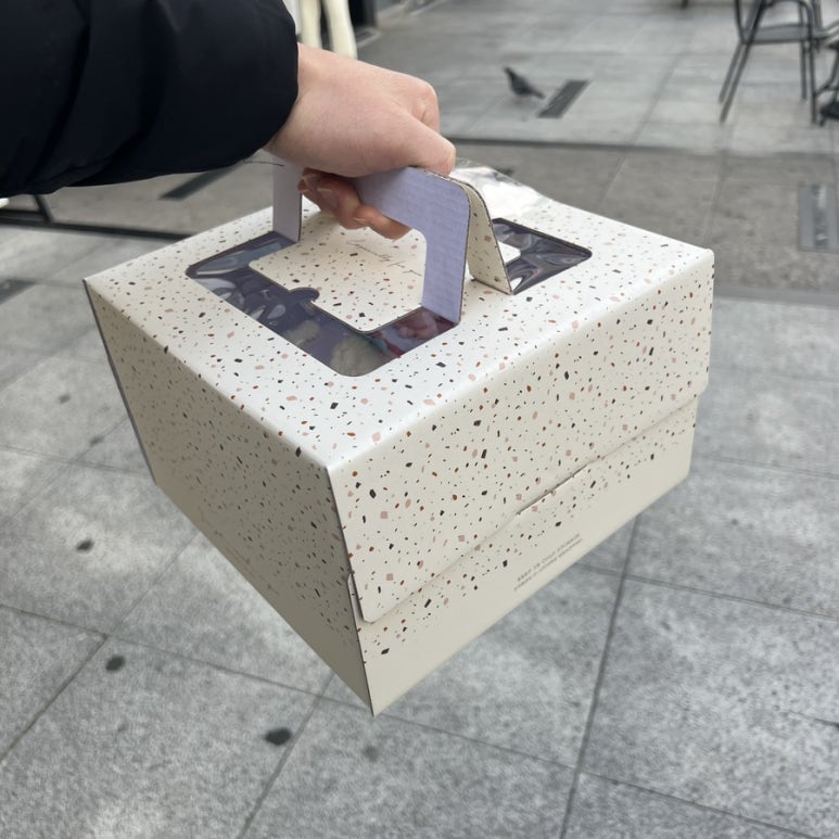손수케이크러비더비 이미지