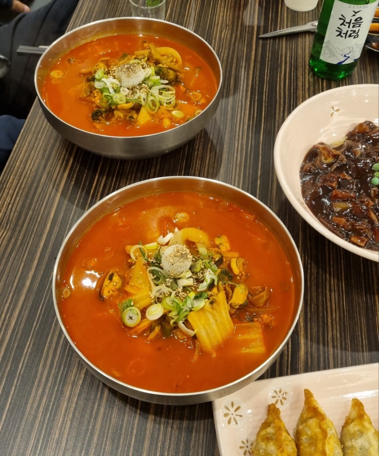 영짬뽕 이미지