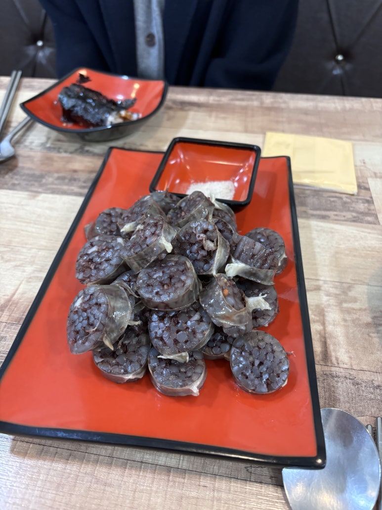 몬스터꼬맹이김밥 이미지
