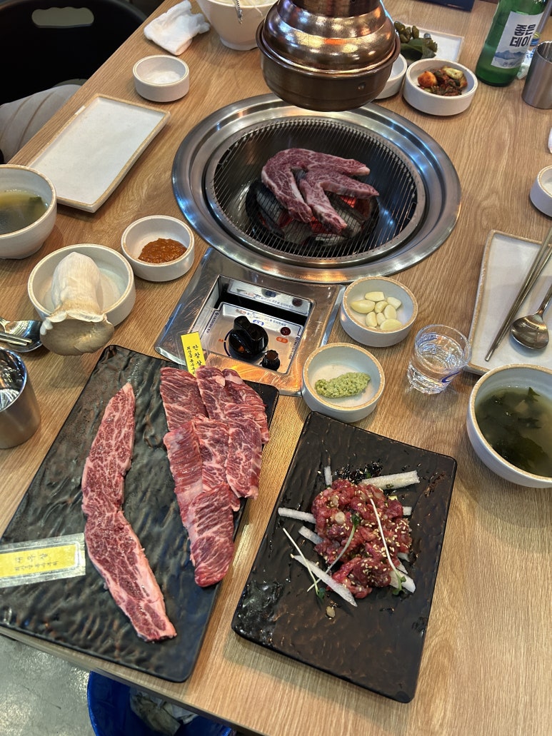 미우한우신관 이미지