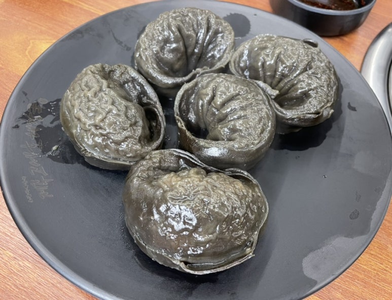 제주흑돼지왕만두 이미지