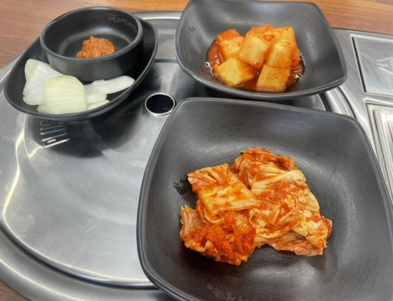 제주흑돼지왕만두 이미지