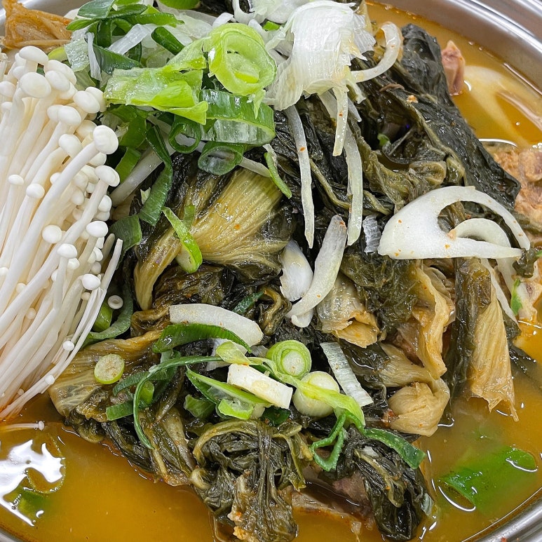 참뼈감자탕 이미지
