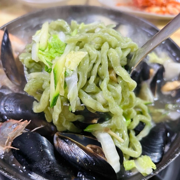 밀촌해물칼국수 이미지