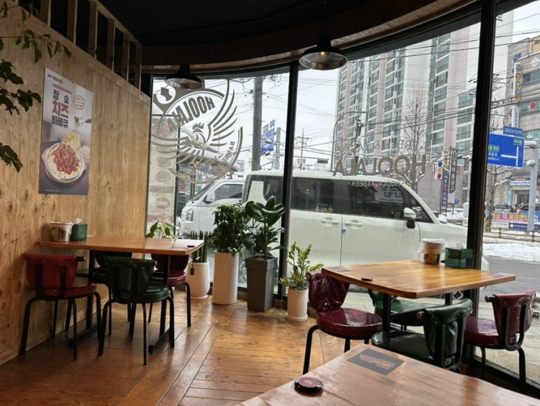 훌랄라참숯치킨교동점 이미지