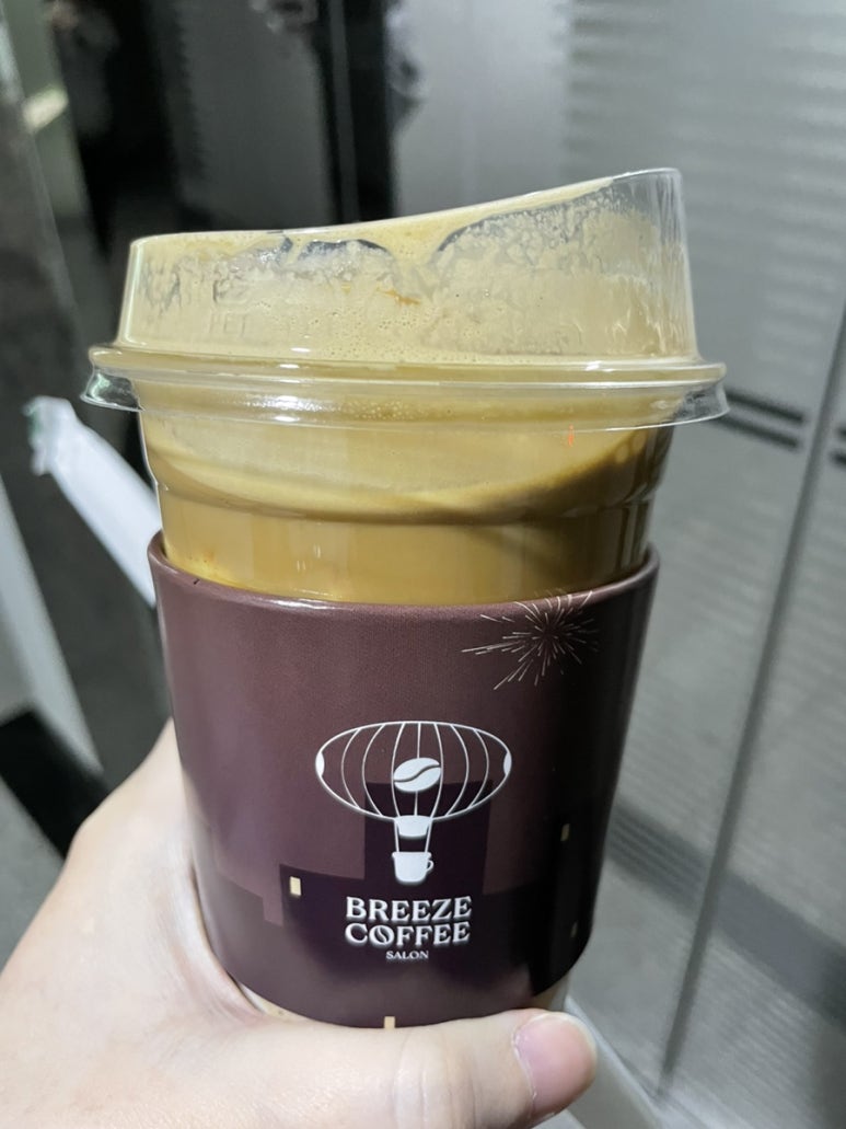 브리즈커피살롱 이미지