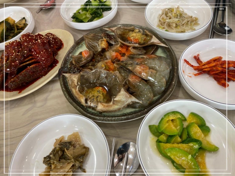 아늑한 밥상 이미지
