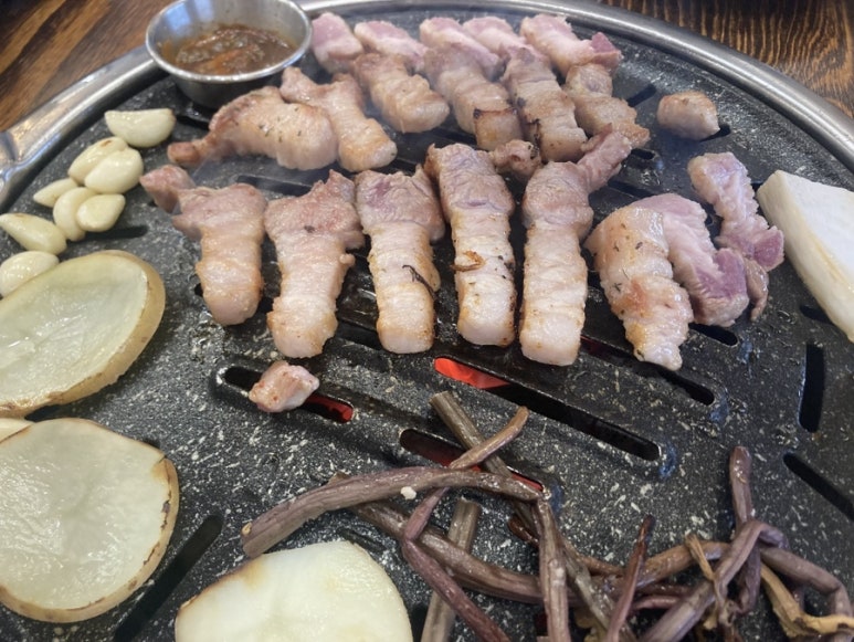 고혼정육 이미지