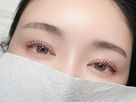 청담브로우 이미지