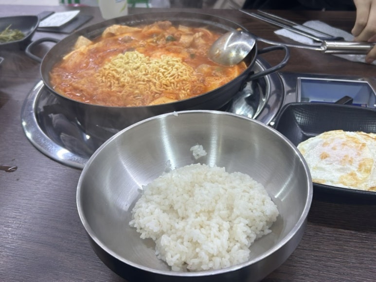 전가네 통돼지볶음 이미지