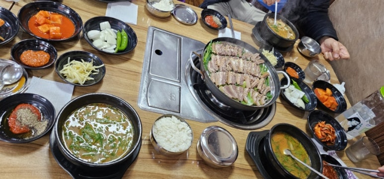 농장사철탕흑염소 이미지