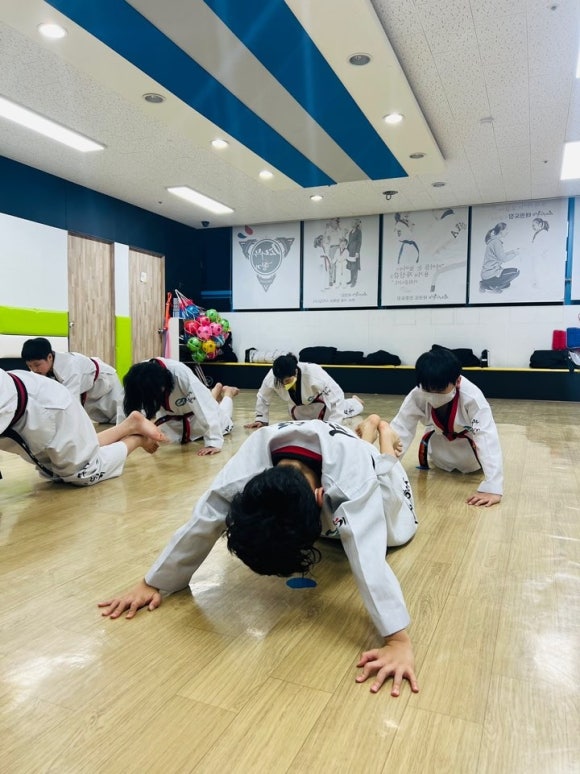 소나무 유치원 이미지