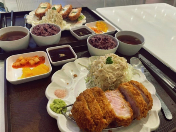 돈카츠든든 이미지