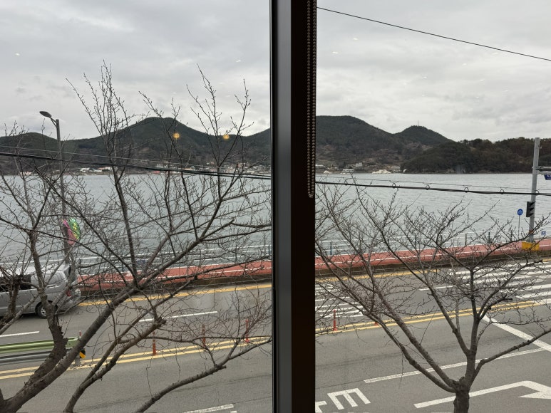 스타벅스 여수죽림점 이미지