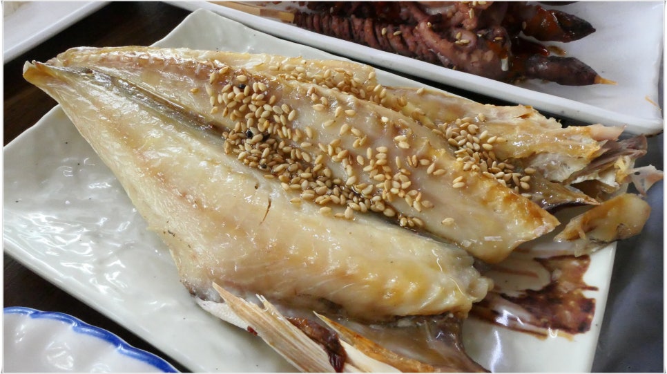 연육교횟집 이미지