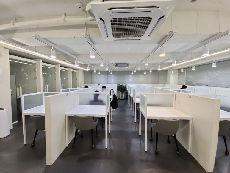 플랜트스터디카페까치산역점 이미지