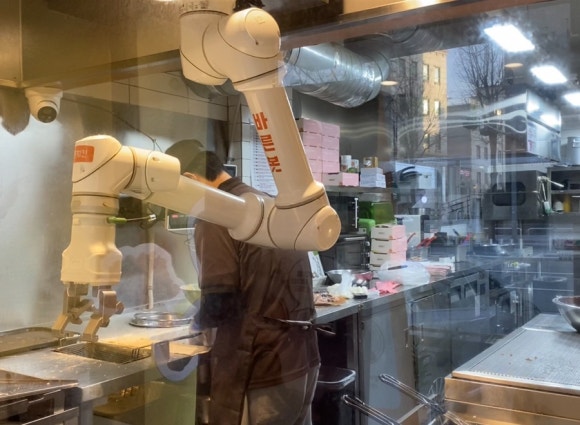 바른치킨송파잠실로봇점 이미지