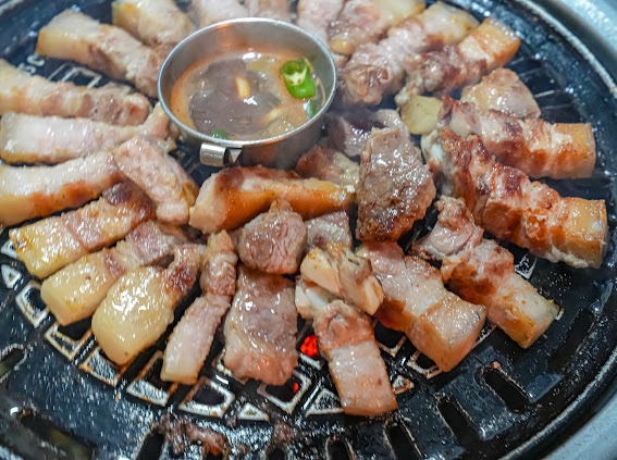돼지짱 이미지