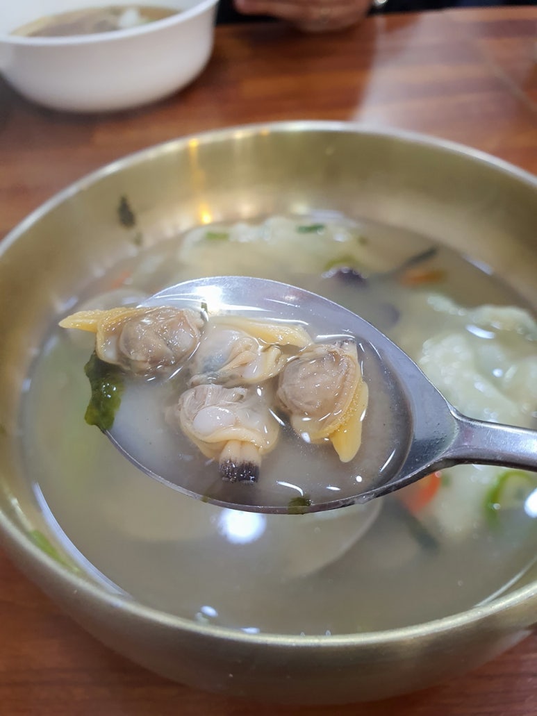 옛날밀국수 이미지