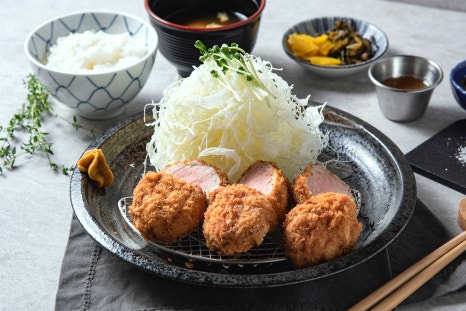크레이지카츠 이미지