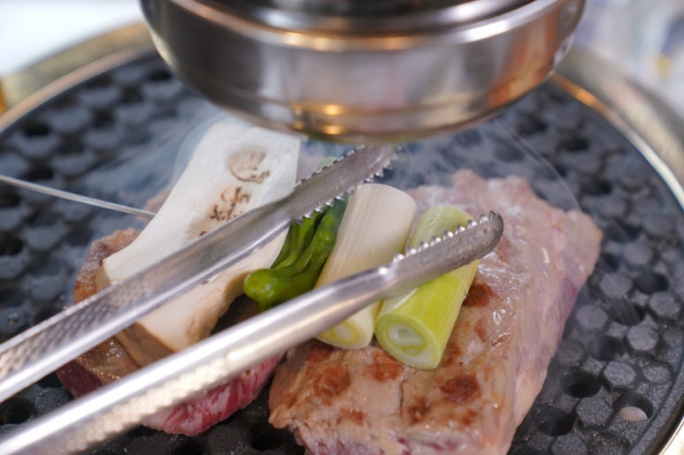 돈꽃필무렵 이미지