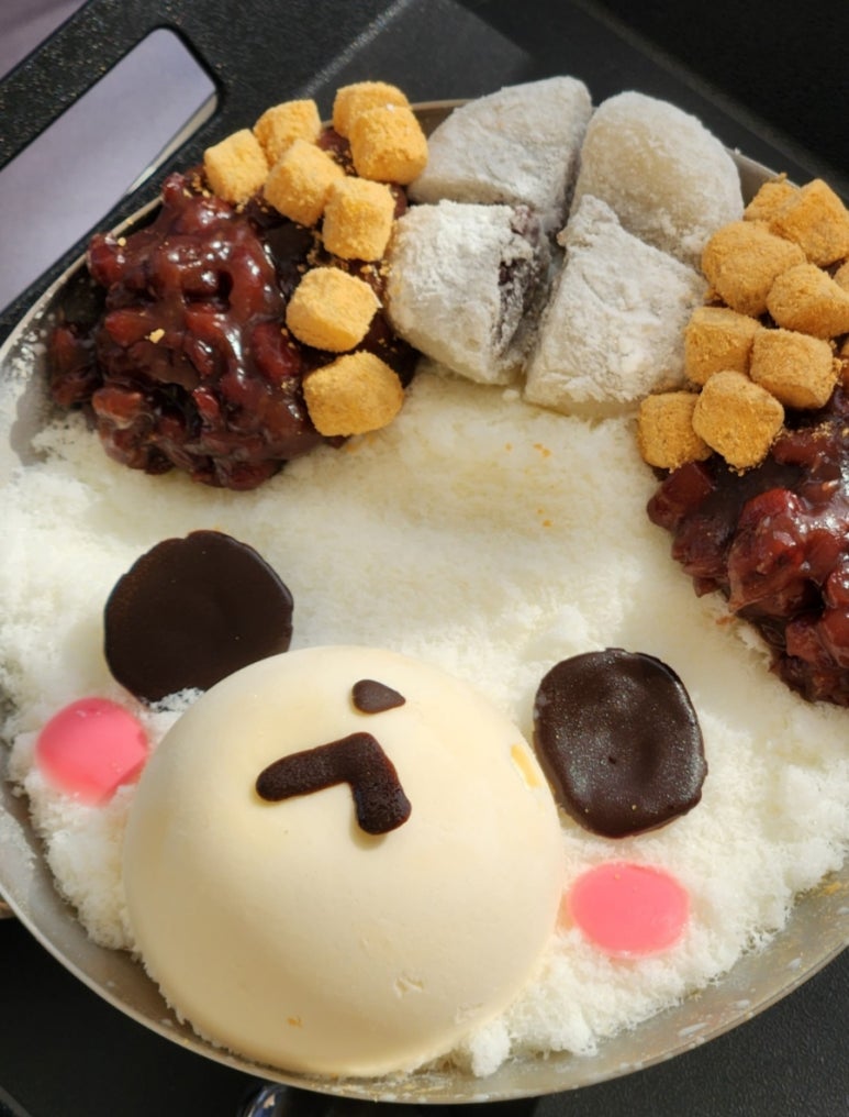 카페쿠잉롤 이미지