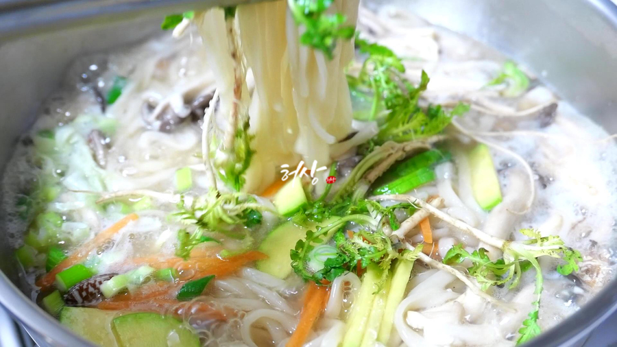 타래바지락칼국수 이미지