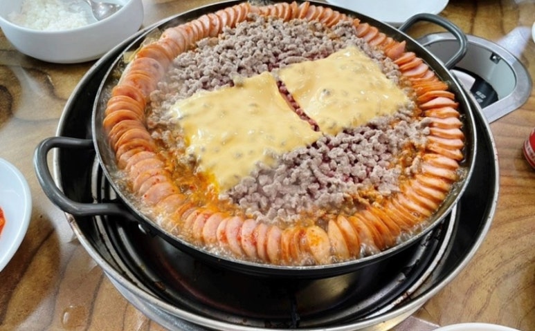송탄부대찌개 이미지
