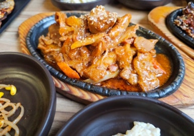 청기와한정식 이미지