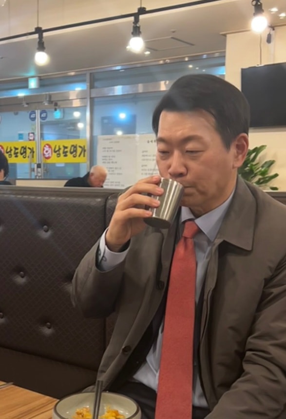 둘둘치킨명일역점 이미지