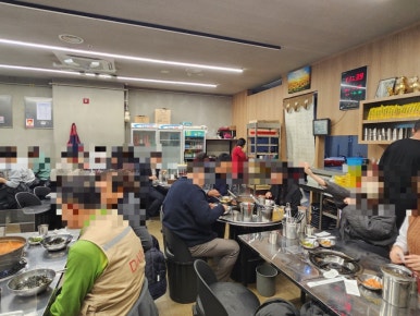 돈돼지유 생삼겹살 이미지