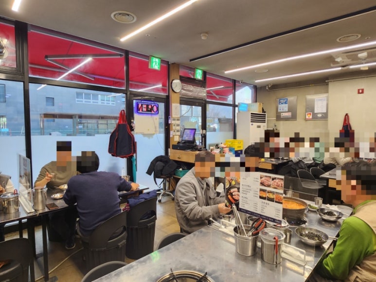 돈돼지유 생삼겹살 이미지