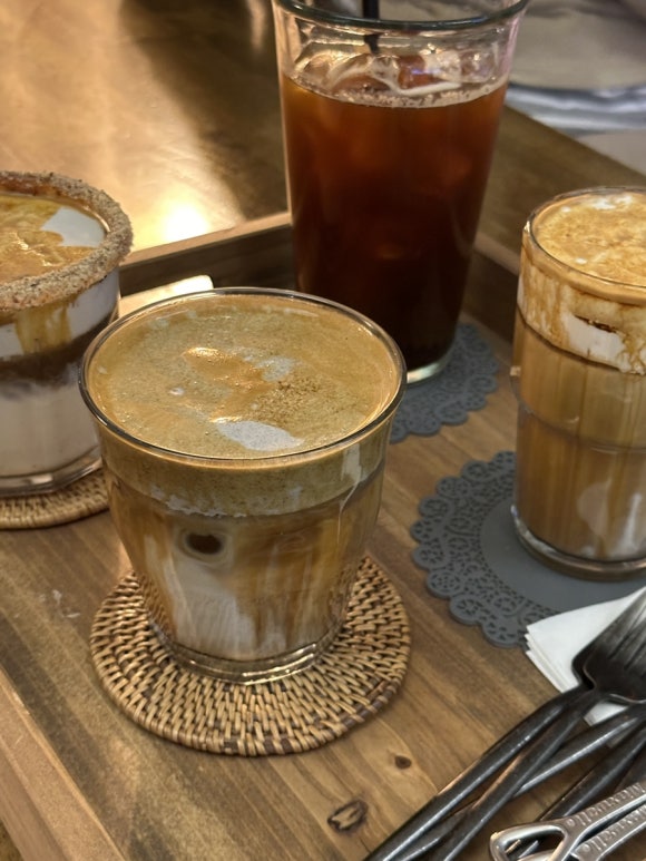 셀레브르 이미지