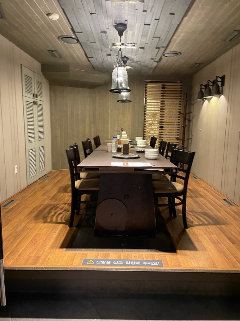 돌숯불갈비식당 이미지