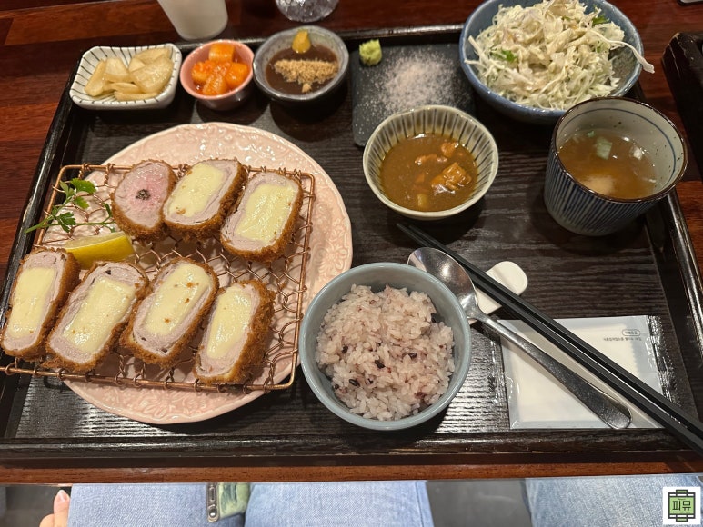 겸손돈가스 이미지
