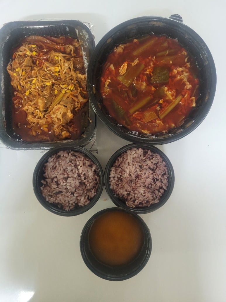 한식밥상 홍대점 사진 7