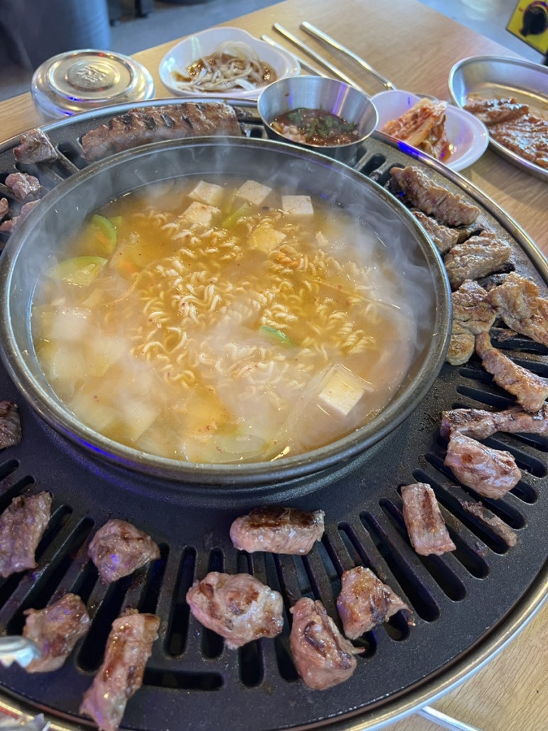 육회한갈비 이미지