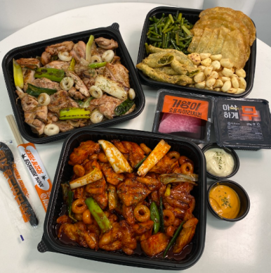 기영이숯불두마리치킨 이미지