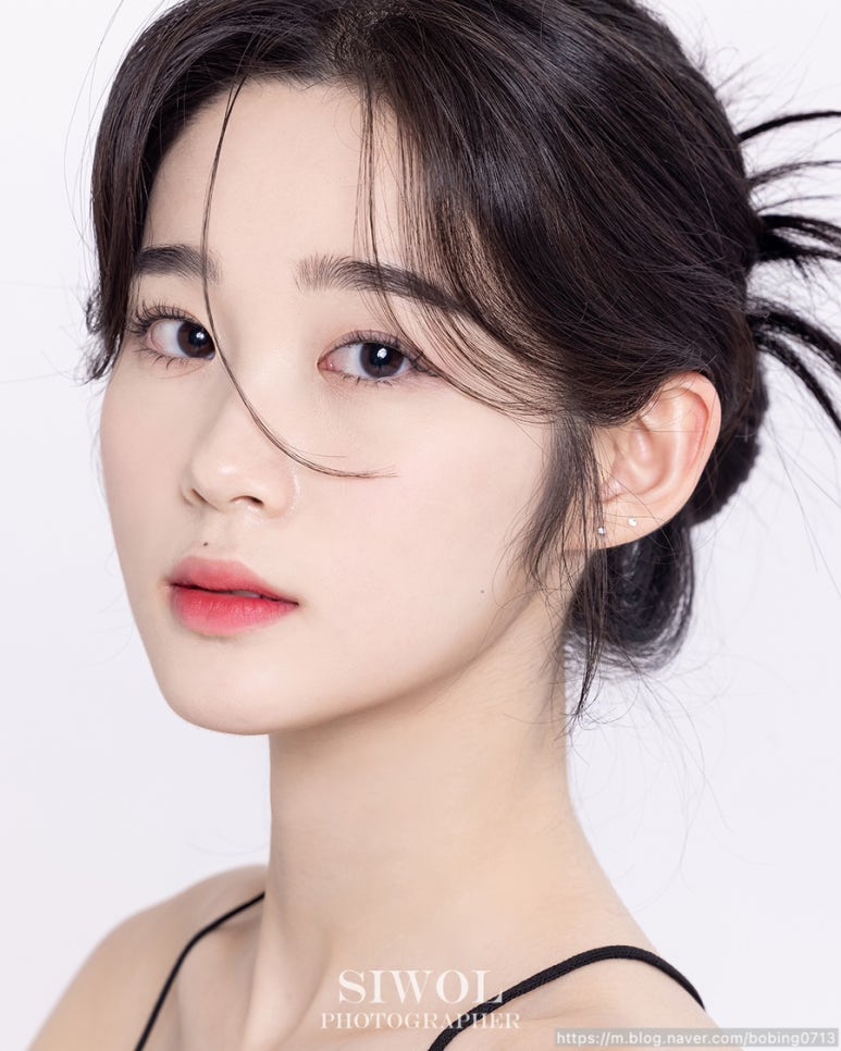 사진관;시월 이미지
