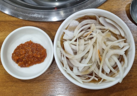 흥부네돈돼지 이미지