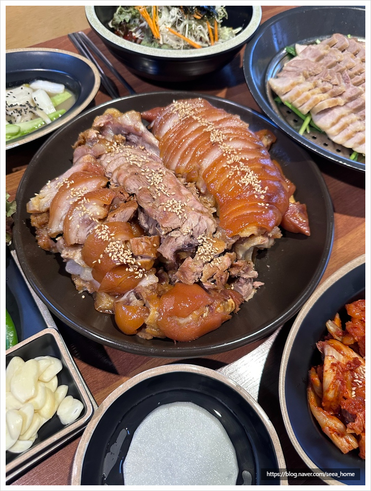 정성족발보쌈 이미지