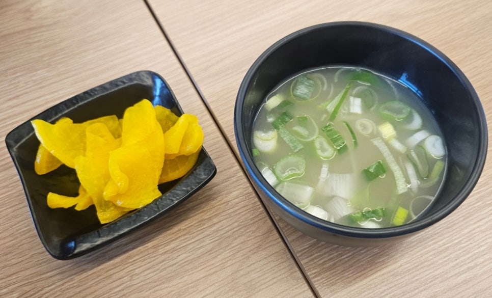 육회바른연어강남 이미지