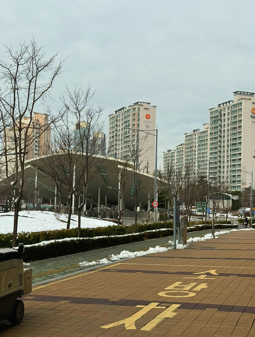 달리는커피인천송도캠퍼스타운역점 이미지