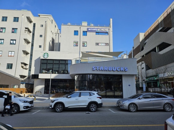 스타벅스 청주주성점 이미지