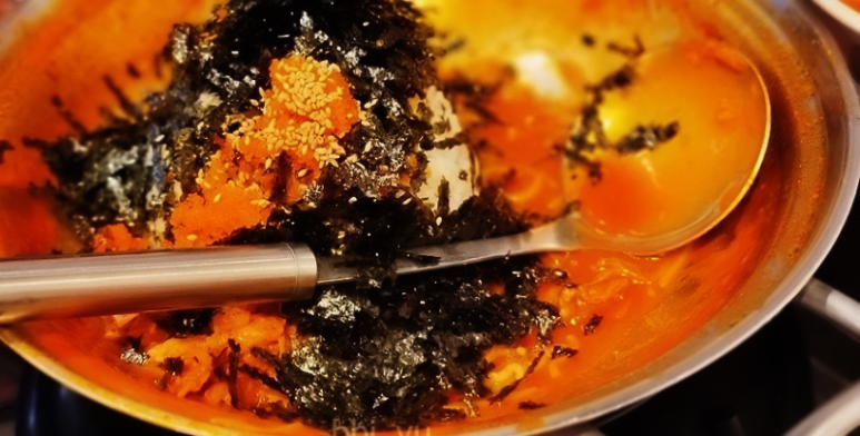 반반떡볶이 이미지