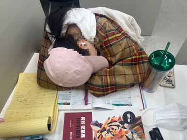 콘블리 이미지