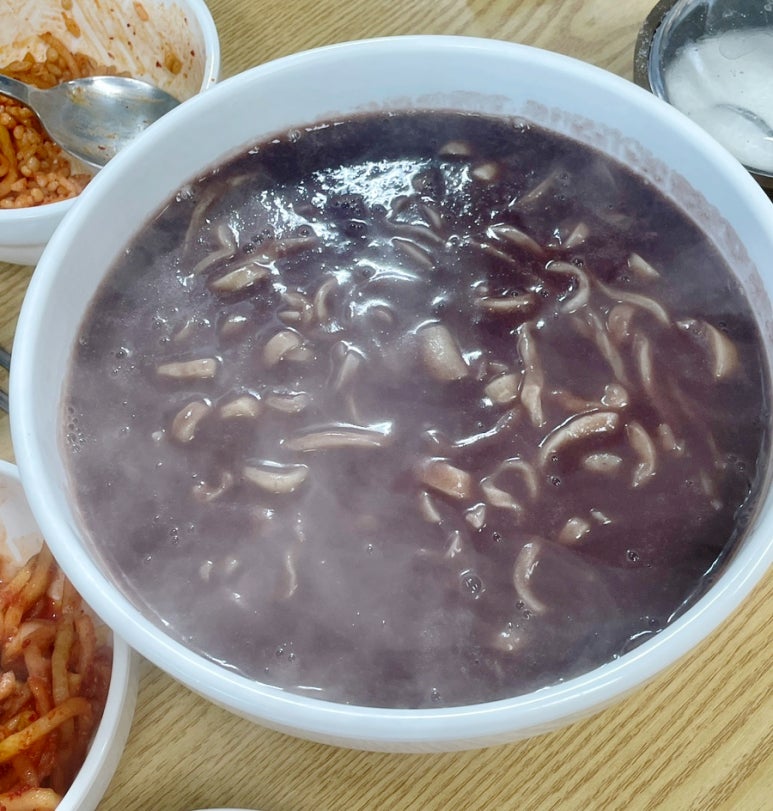 홍두깨손칼국수먹어보면알아 이미지