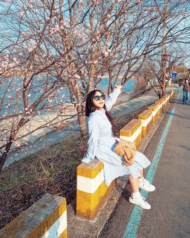 꽃필.그날 이미지