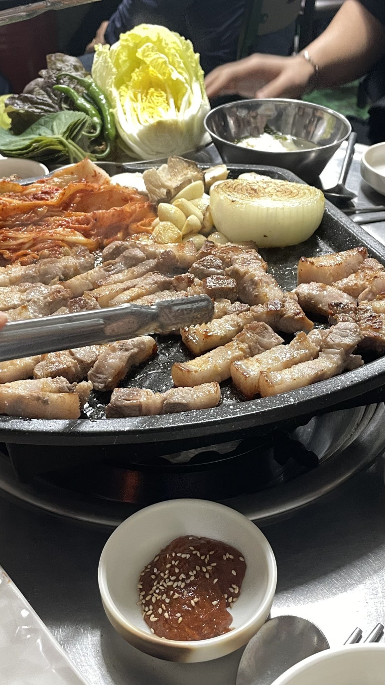 쇠주한잔소주방 이미지