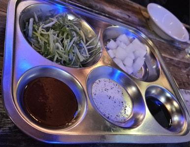 까치통닭 이미지